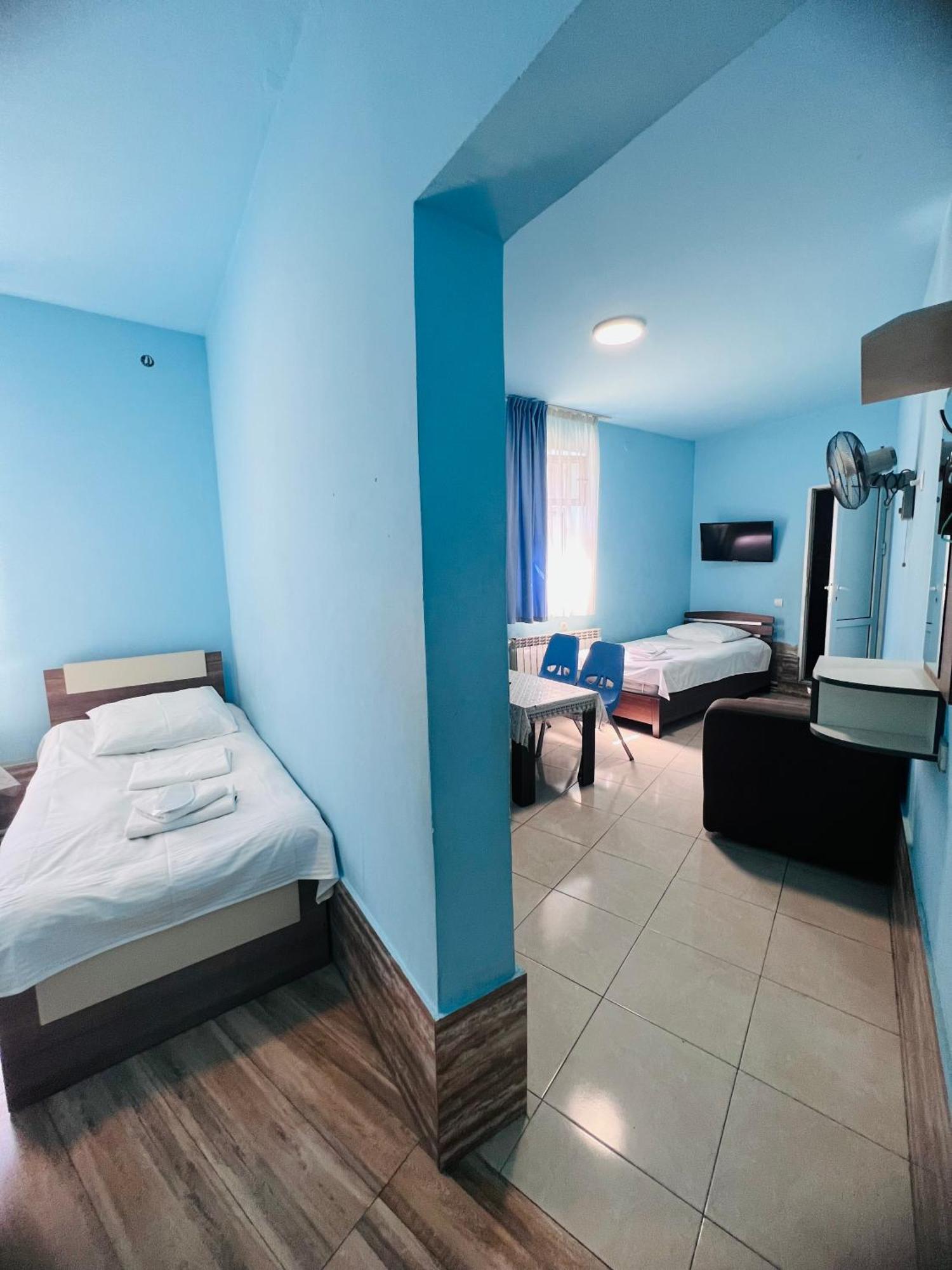 Marnar Hotel Yerevan Exterior photo